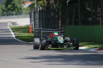 Prima pole stagionale per Zanasi a Monza